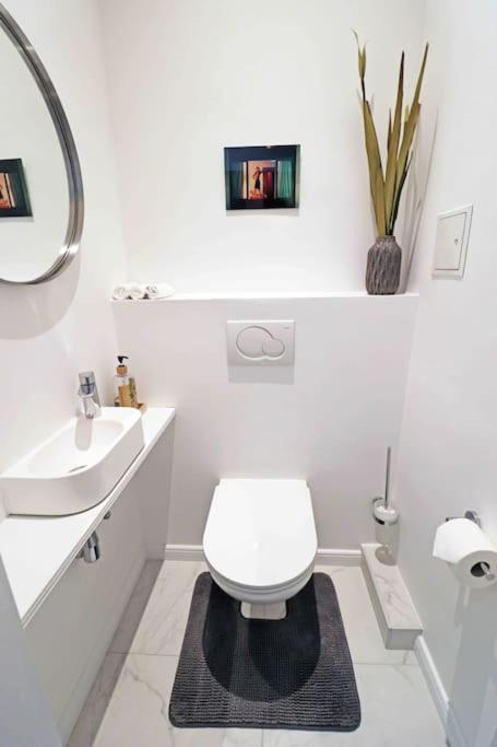 Smart Apt Mit Balkon Am Augarten Park Naehe Zentrum Βιέννη Εξωτερικό φωτογραφία
